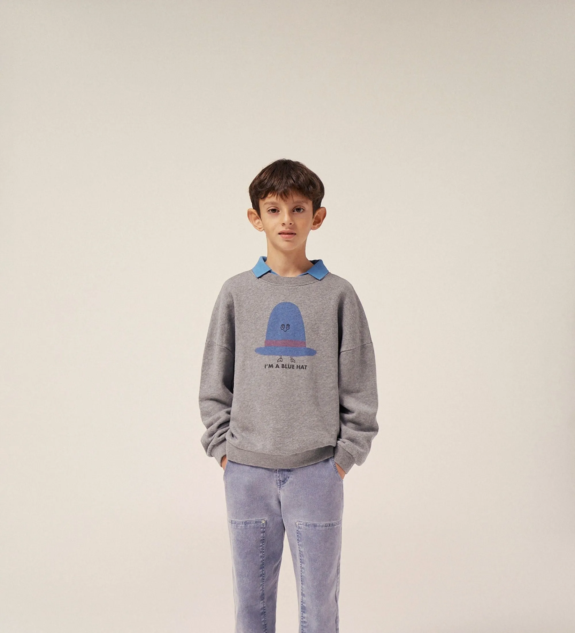 Blue Hat Sweatshirt in Grey